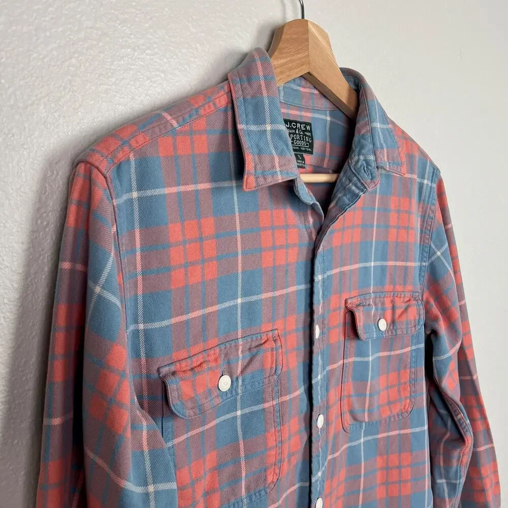 J. Crew Men's Peachy Pink and Sky Blue Button Up Soft Plaid Shirt Size Small‎